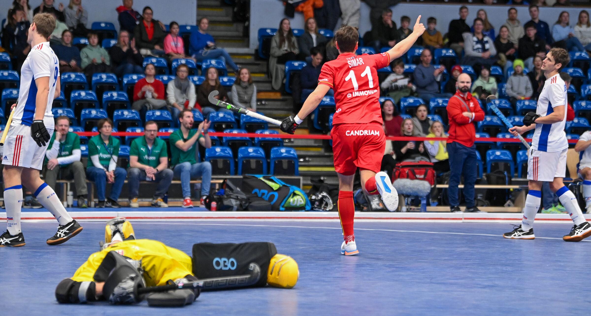 Simar return gives indoor Red Lions cutting edge in Leuven