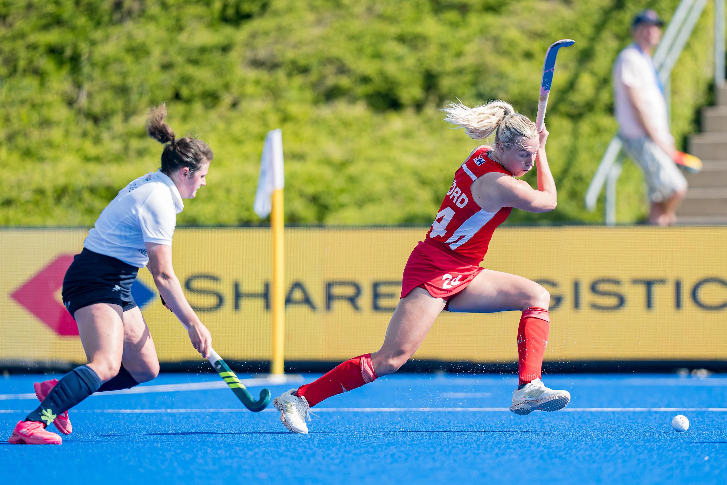 Razor-sharp England keep Scotland at bay