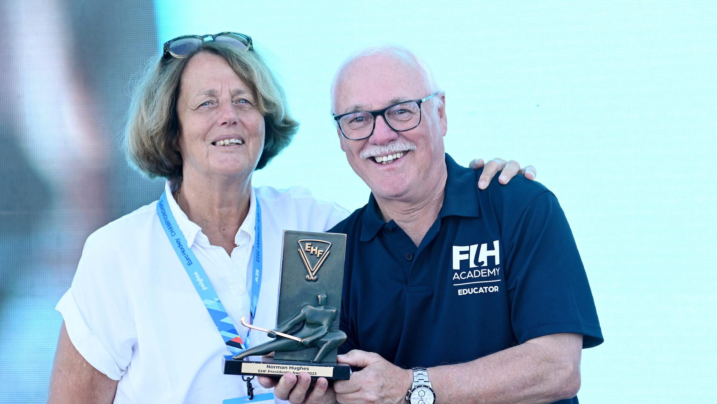 EuroHockey honours key figures for their service to the sport